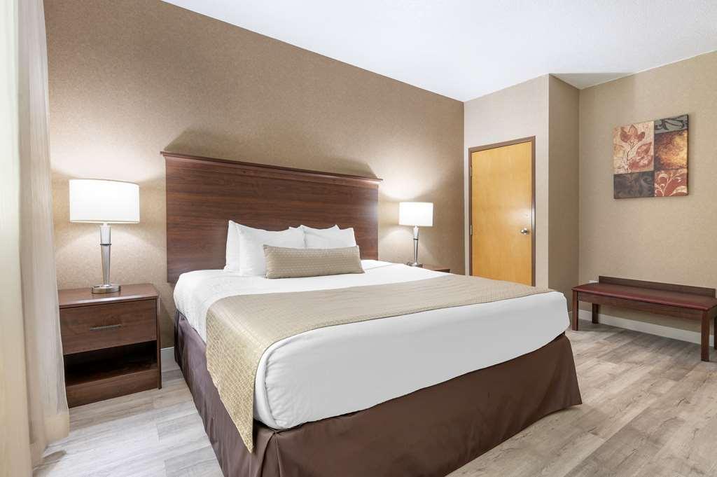 Best Western Circus City Inn Peru Room photo